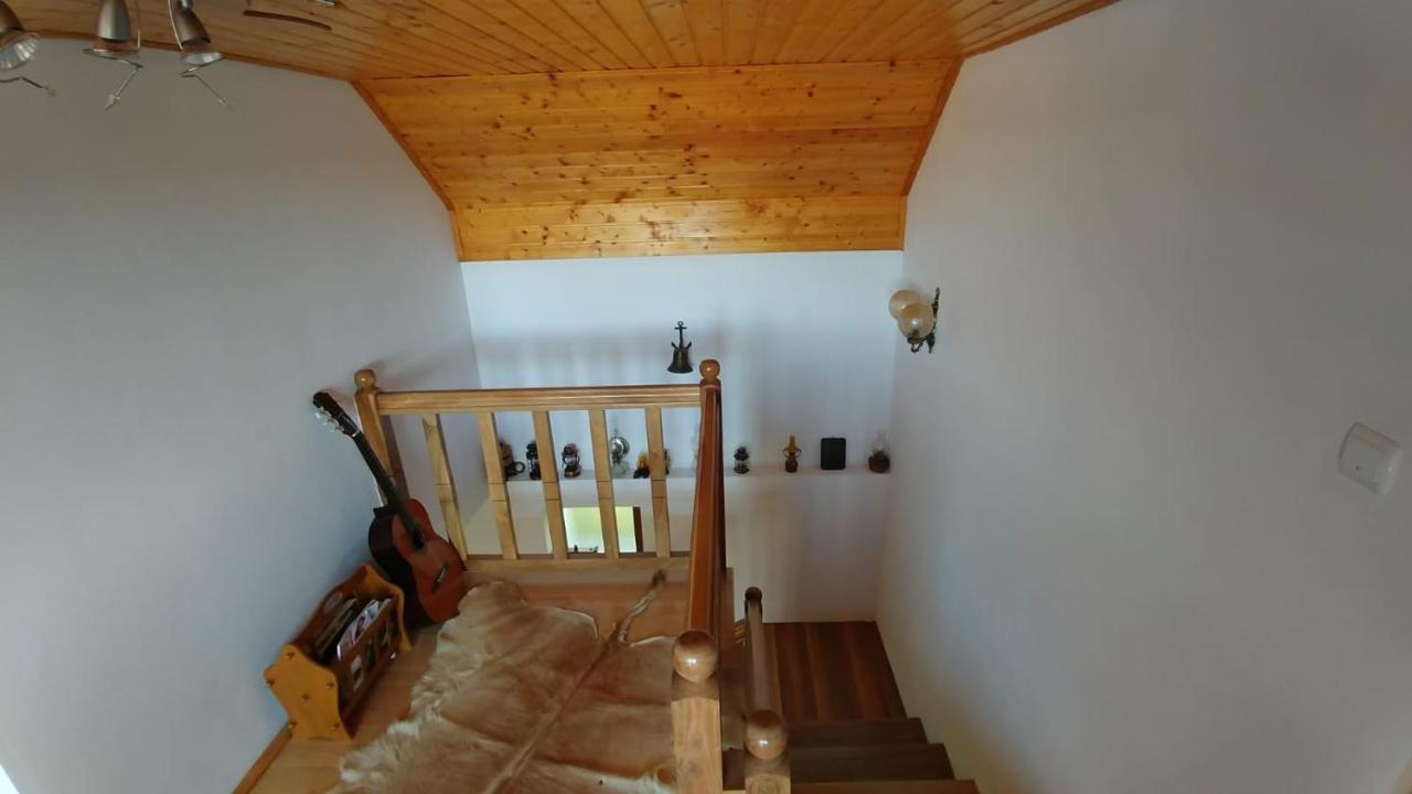 Villa Casa Darius Novaci-Străini Esterno foto
